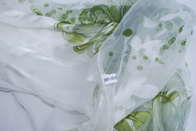 杭州藍美卡絲巾 廠家直銷，高貴新穎，現貨熱銷中